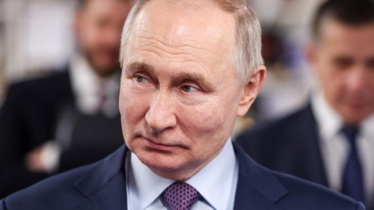 RUSI NA NOGAMA: Putin saopštio SJAJNE vesti