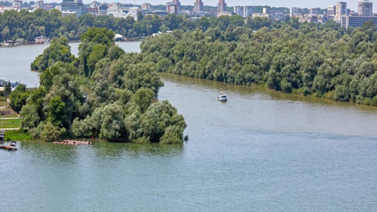 SRBIJA PRED NOVIM IZAZOVOM: Stiže vodeni talas duž Dunava – Da li nam PRETE poplave?!