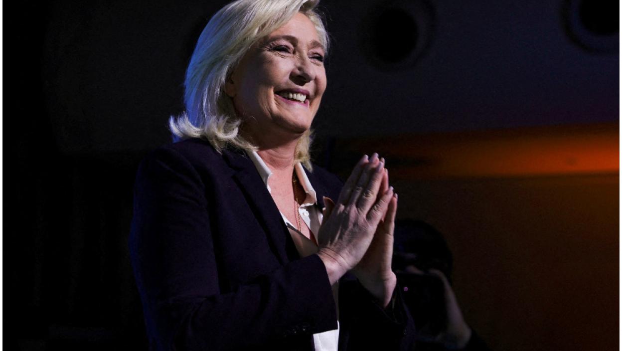 ZAKUVALO SE: Stranka Marin Le Pen pobedila na izborima u Francuskoj, ali ostala BEZ VEĆINE
