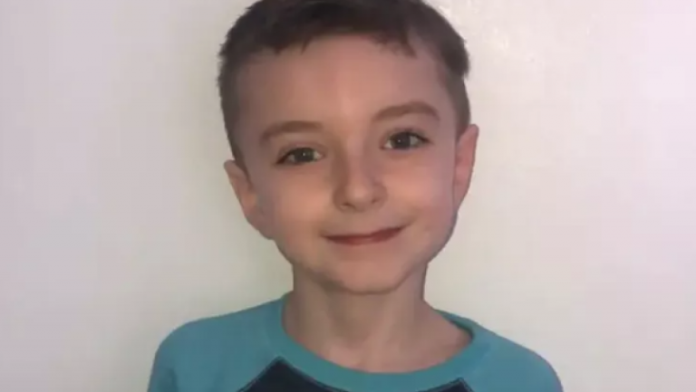 HRANITELJKA IZ PAKLA UBILA DEČAKA (10) Ležala mu na glavi dok nije UMRO – jadničak sve vreme vrištao – branila se na SRAMOTAN način
