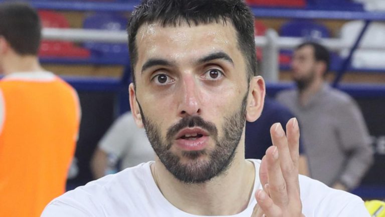 KAMPACO TRAGIČAR: Španija uz mnogo muke slavila protiv Argentine