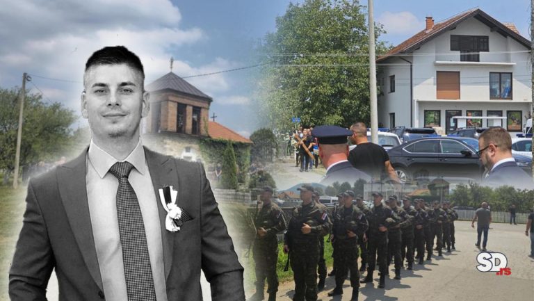 “BIO JE DOBAR I NASMEJAN, NI MRAVA NIKADA NE BI ZGAZIO” Sugrađani se potresnim rečima opraštaju od Nikole – evociraju uspomene na poginulog policajca