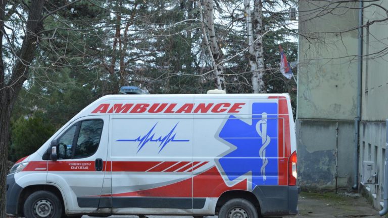 OVA ŽENA SPREČILA JE TRAGEDIJU: Sa povređenom bebom iz Novog Pazara u Tiršovoj i TRUDNA majka – evo u kakvom je stanju sada mališan