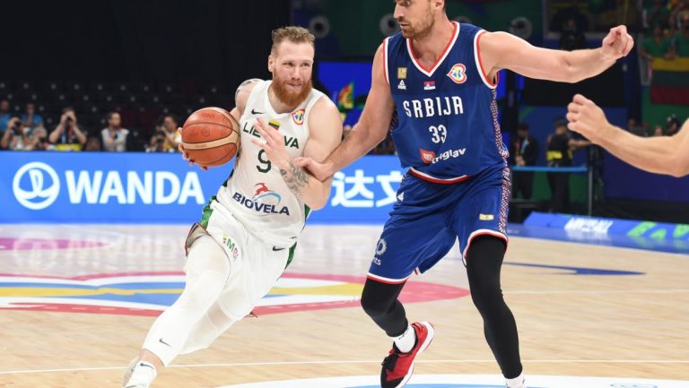 POSLE SEZONE ZA ZABORAV: Napustio Olimpijakos i vratio se kući