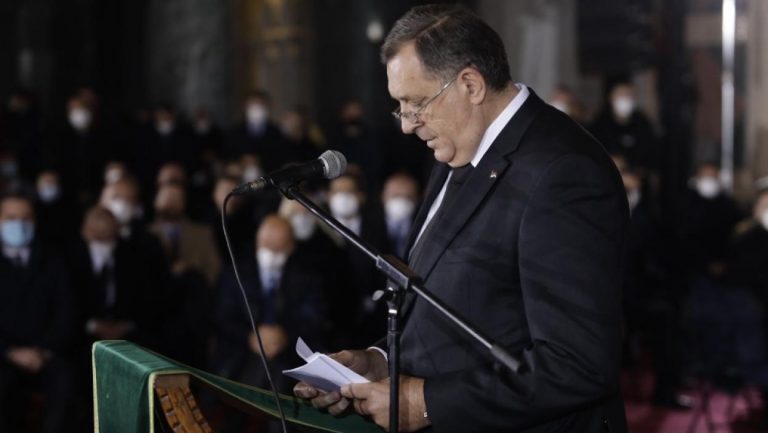 “NJEGOVA ULOGA JE DA NAM ZAGORČA ŽIVOT” Dodik otkrio detalje razgovora sa Saracinom: Nemački izaslanik obećao NEZAVISNOST?!