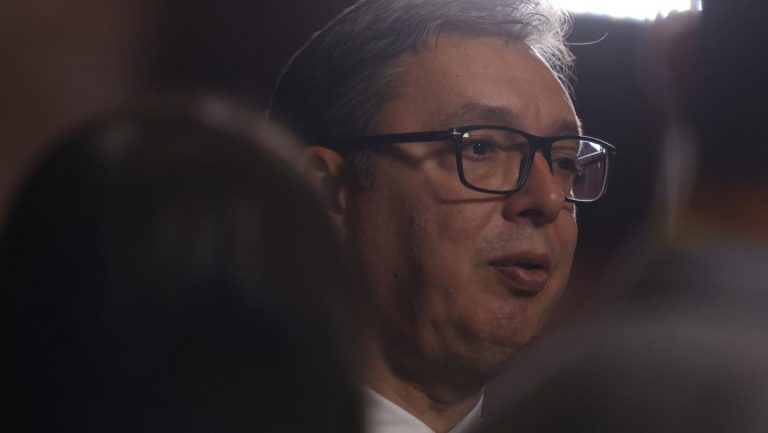“Ovo što se dešava je vrhunac političkog ludila” Državni zvaničnici najoštrije osudili monstruozne pretnje smrću predsedniku Vučiću