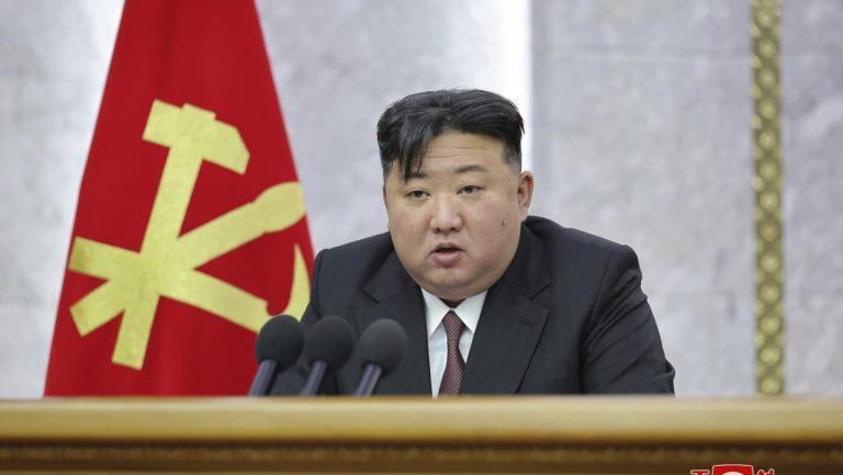“TOTALNO UNIŠTENJE NEPRIJATELJA” Severnokorejska vojska SPREMNA za rat – Čeka se samo naređenje Kim Džong Una