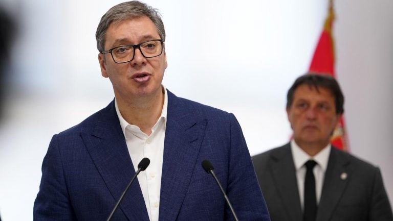 Predsednik Aleksandar Vučić sutra se obraća javnosti