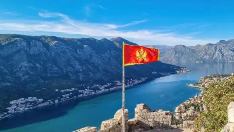 BUKTI SVAĐA ZBOG “PARADAJZ TURISTA” Crnogorac pitanjem podigao BURU, Srbi momentalno uzvartili: Da li stvarno to radite ili je samo šala?!