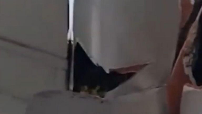 (VIDEO) OVO JE HOROR: Sudarila se dva aviona PUNA PUTNIKA, snimci preplavili društvene mreže