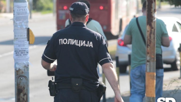MUP APELUJE: NE SEDAJTE UMORNI ZA VOLAN! Veliki broj saobraćajnih nezgoda zbog iscrpljenosti vozača
