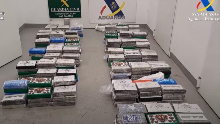 Policija pronašla 289 KILOGRAMA kokaina povezanih sa BALKANSKIM KARTELOM! Isplivao snimak spektakularne ronilačke akcije (VIDEO)