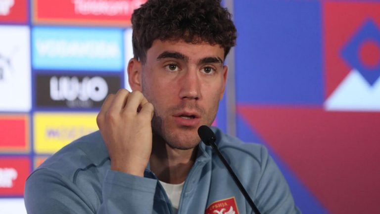 ITALIJAN SE OBRUŠIO NA SRBINA: Vlahović nije dostojan novca kojim ga plaćaju