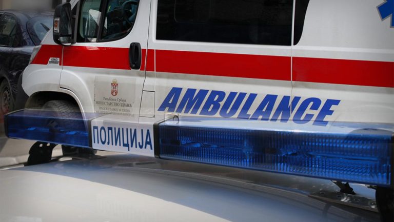 HOROR U VREOCIMA: Strašan prizor na putu, poginuo pešak – policija vrši uviđaj (FOTO)