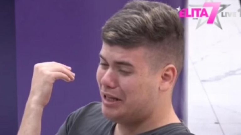 Uroš Stanić se ŽESTOKO POSVAĐAO SA MAJKOM? Napala ga jer je uradio nešto što rade samo ŽENE, on BURNO REAGOVAO