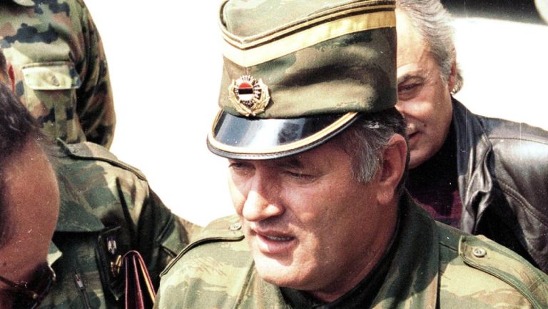 “Vesti su katastrofalne” GENERAL IMAO KRVARENJE NA MOZGU? Oglasio se advokat Ratka Mladića