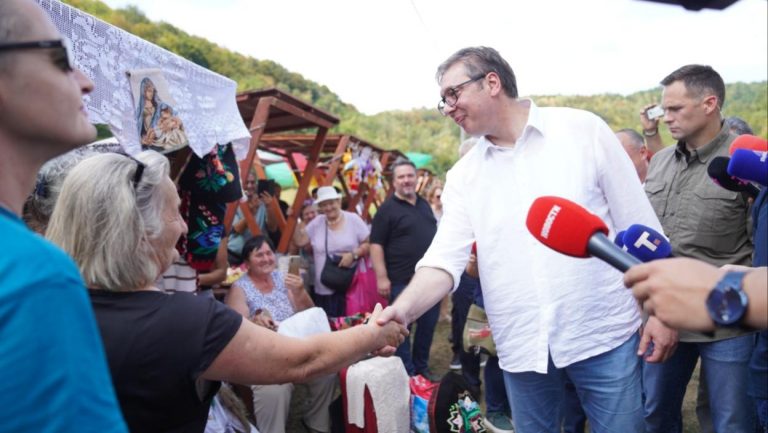 “IMA JOŠ JEDNO OGROMNO NALAZIŠTE ZLATA U SRBIJI” Vučić: Navedena šira lokacija ali polako! Rudarstvo je kod nas ubijano decenijama