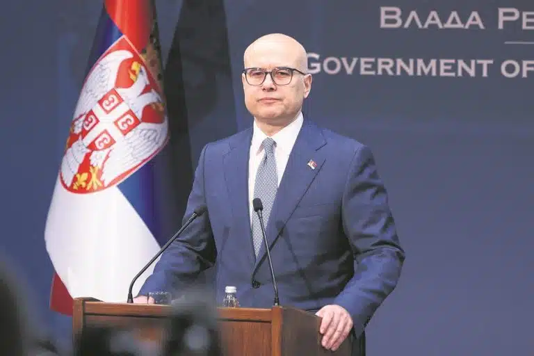 MILOŠ VUČEVIĆ ZA KURIR: Obojena revolucija je propala, narod treba da bude spokojan! Očekujem potpunu propast blokaderskog pokreta, uskoro