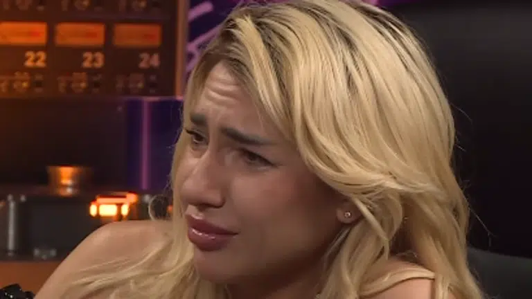 Jovana Jeremić RIDA U SUZAMA! Voditelj je pitao: Je l’ istina da ćeš staviti tačku na odnos sa Draganom?, ona odgovorila: “DA”