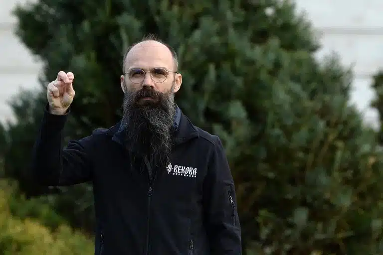 HRISTA SAM SPOZNAO U HILANDARU! BILO JE TO ČUDO BOŽIJE! SVE SE MOŽE UZ POMOZI BOŽE: Veliki Vaskršnji intervju sa Draganom Bogavcem!