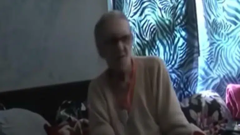 NAŠA GLUMICA JE ŽIVELA KAO ZVEZDA, A UMRLA KAO BESKUĆNIK 11 godina nije izašla iz hotelske sobe: Brinula o ćerki i bolesnom unuku