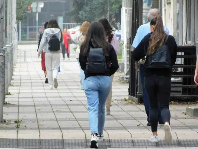 Završio se prolećni raspust, a već sledeće nedelje đake čeka novi odmor! Ovog datuma bi trebalo da završe školsku godinu