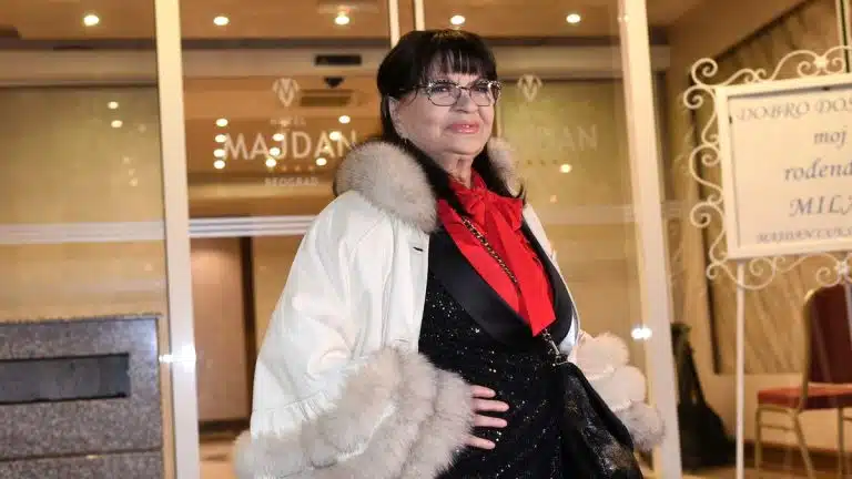 Pevačica (76) hoće da bude sahranjena u istoj grobnici sa mužem koji ju je varao: “Mnogi će me osuđivati, ali me baš briga”