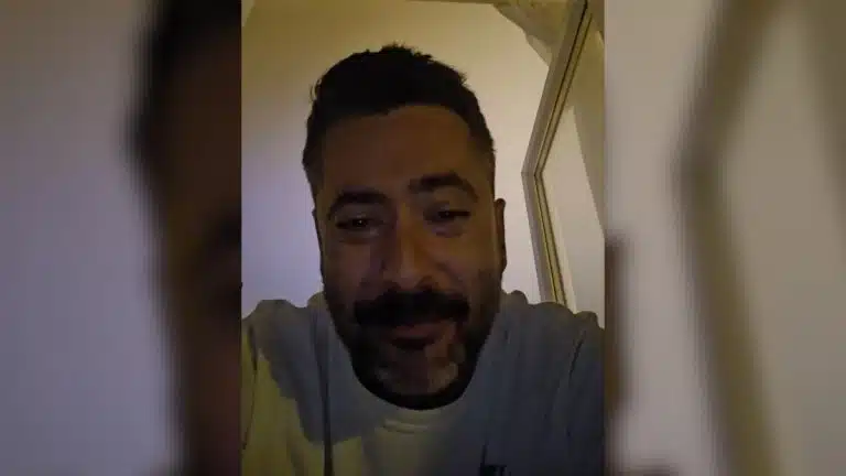 “NIJEDAN LEK MI NE POMAŽE” Saša Joksimović se godinama bori sa ovim zdravstvenim problemom, TRPI JAKE BOLOVE, a doktor je rekao da u praksi nije video 20 godina ništa slično: “Sluz se spuštala niz želudac”