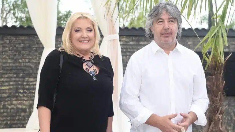 SNEŽANA ĐURIŠIĆ JE STARIJA OD VANJE Malo ko je znao razliku u godinama pevačice i doktora: “Nama to nije važno”