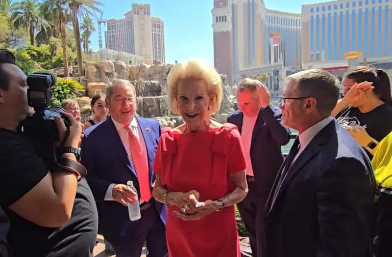 Preminula “kraljica Las Vegasa”: Stvorila je milijarde, ćerku su joj kidnapovali, a od istog muža se dva puta razvela