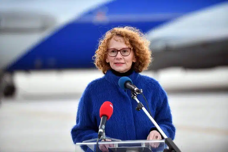NATO I DALJE ZABRINUT ZBOG DOGAĐAJA U BIH”: Zamenica generalnog sekretara Alijanse Radmila Šekerinska kaže da “Dejtonski sporazum mora da se poštuje