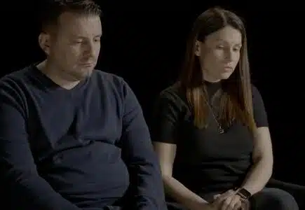 “SVEGA SE SEĆAM KAO KROZ MAGLU, BILO JE KAO NA FILMU…” Roditelji ubijene Adriane potpuno nemoćni posle masakra, u sudu opisani strahove sa kojima se suočavaju