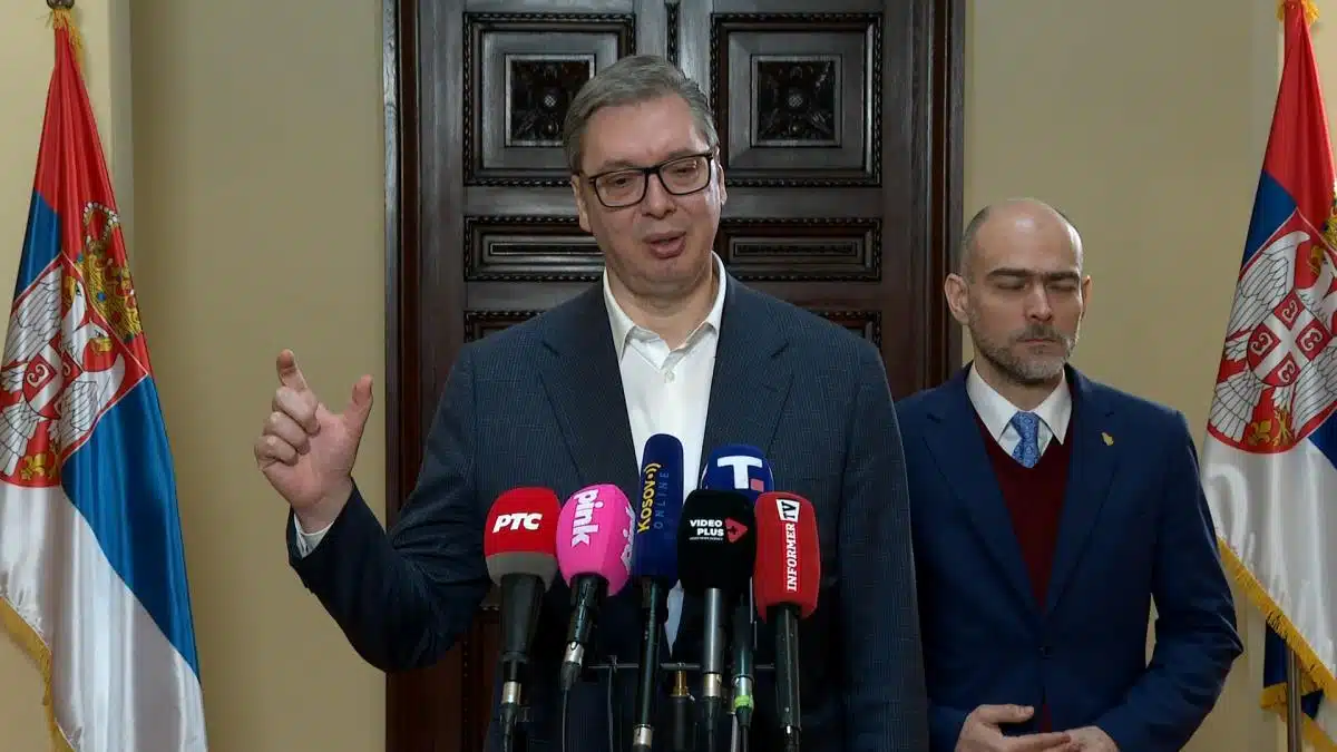 “SUTRA ĆU SE OBRATITI NACIJI! SAOPŠTIĆU IME MANDATARA” Vučić iz Bugarske: Situacija u BiH ozbiljna, Srbija neće učestvovati u hapšenju Dodika