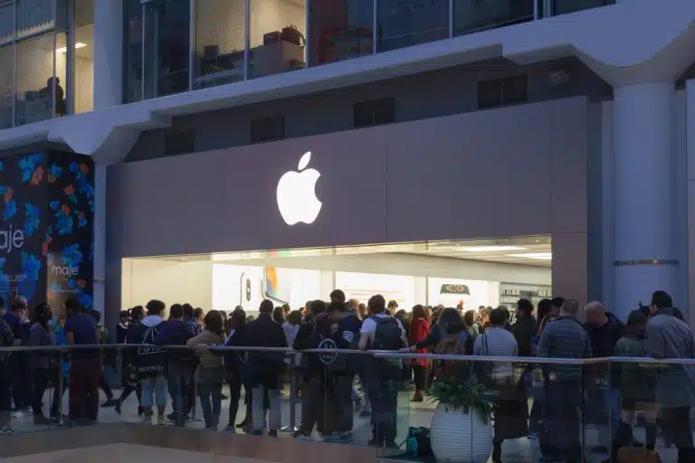 iPhone je postao statusni simbol: Tinejdžeri napustili Android!